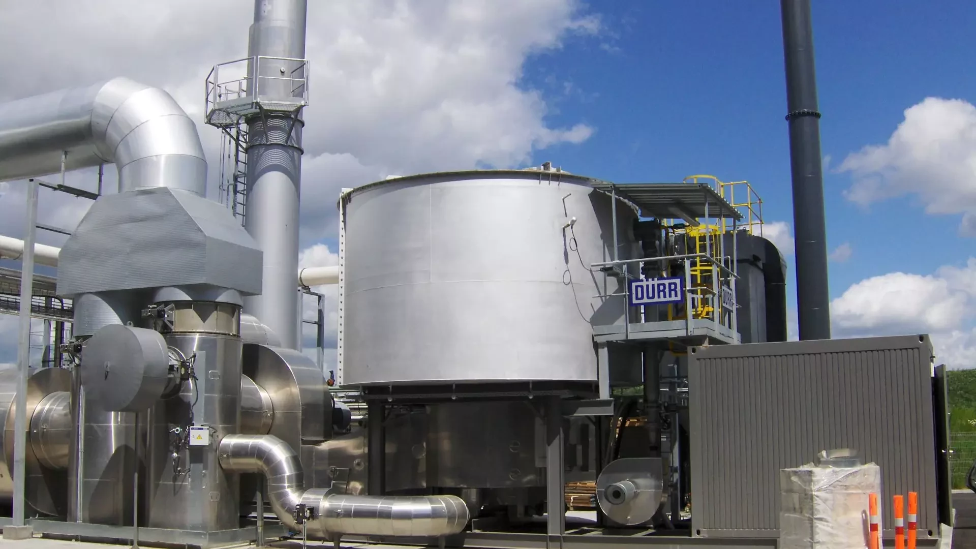 60,000 cubic meters of process exhaust per hour will be cleaned at Kay Automotive Graphics plant in Michigan with Dürr technology.